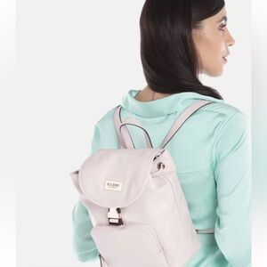 NWOT GUESS Off-White Backpack Purse – Neutral Minimalist It Bag